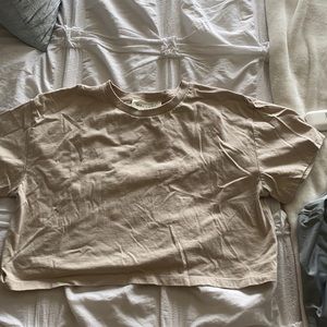 AMERICAN THREADS CROPPED TEE